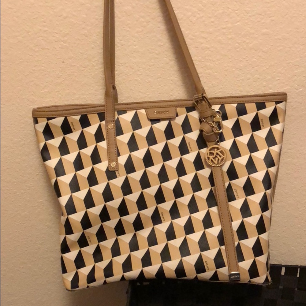 Dkny large purse